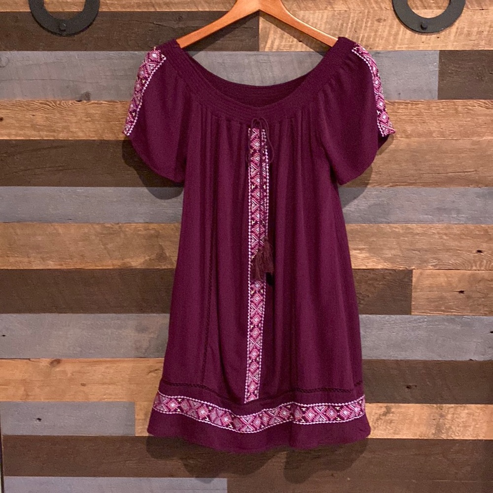 Off the shoulder dress - cranberry